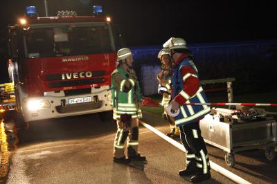 Caddy Halle brennt aus in Koenigsbach Stein